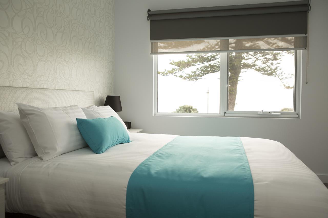 בורני Beach Hotel מראה חיצוני תמונה